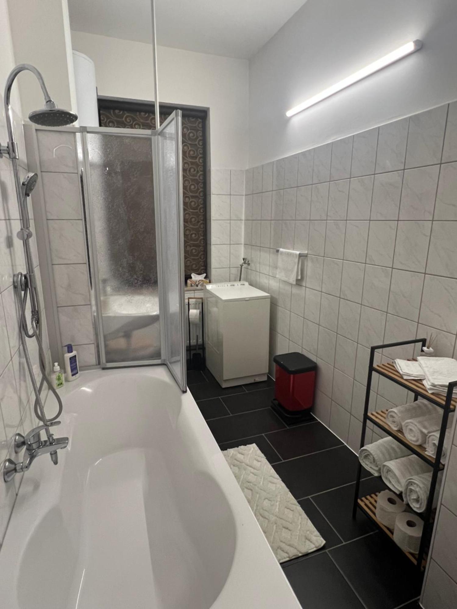 2-Zimmer Wohnung - Sj Apartments Leipzig Bagian luar foto